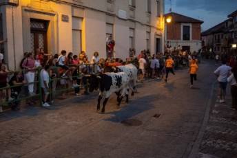 Fotogalería Encierro Nocturno en San Lorenzo 26 Encierro Nocturno San Lorenzo - Héctor Criado