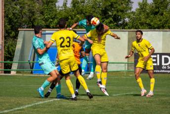 Fotogalería Gimnástica Segoviana vs CDA Navalcarnero 16 Fútbol Gimnástica Segoviana vs CDA Navalcarnero - Héctor Criado