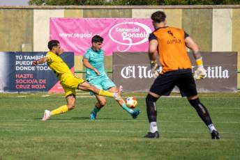 Fotogalería Gimnástica Segoviana vs CDA Navalcarnero 18 Fútbol Gimnástica Segoviana vs CDA Navalcarnero - Héctor Criado