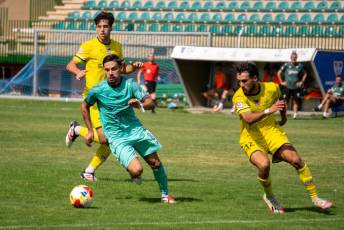 Fotogalería Gimnástica Segoviana vs CDA Navalcarnero 34 Fútbol Gimnástica Segoviana vs CDA Navalcarnero - Héctor Criado