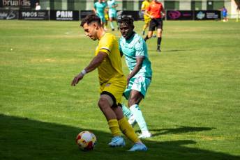 Fotogalería Gimnástica Segoviana vs CDA Navalcarnero 35 Fútbol Gimnástica Segoviana vs CDA Navalcarnero - Héctor Criado