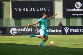 Fotogalería Trofeo Diputación de Segovia Gimnástica Segoviana vs Rayo Majadahonda 21 Fútbol Gimnástica Segoviana vs Rayo Majadahonda - Héctor Criado