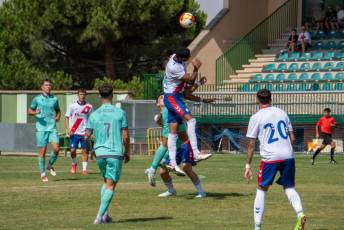 Fotogalería Trofeo Diputación de Segovia Gimnástica Segoviana vs Rayo Majadahonda 25 Fútbol Gimnástica Segoviana vs Rayo Majadahonda - Héctor Criado