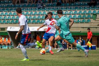 Fotogalería Trofeo Diputación de Segovia Gimnástica Segoviana vs Rayo Majadahonda 30 Fútbol Gimnástica Segoviana vs Rayo Majadahonda - Héctor Criado