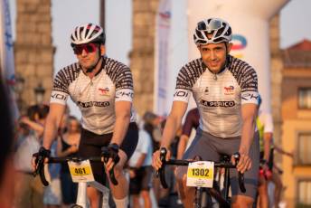 Fotogalería Inicio 30 Marcha Ciclodeportiva Pedro Delgado "La Perico" 58 Inicio 30 Marcha Ciclodeportiva Pedro Delgado La Perico - Héctor Criado
