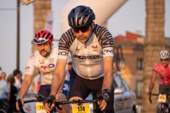 Fotogalería Inicio 30 Marcha Ciclodeportiva Pedro Delgado "La Perico" 59 Inicio 30 Marcha Ciclodeportiva Pedro Delgado La Perico - Héctor Criado