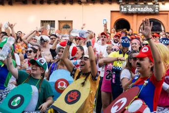 Fotogalería Pregón de Fiestas del Barrio de San Lorenzo 24 Pregón Barrio San Lorenzo - Héctor Criado