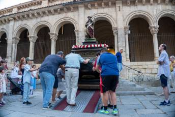 Fotogalería Voto y procesión a San Roque en San Millán 25 Voto y Procesión a San Roque San Millán - Héctor Criado