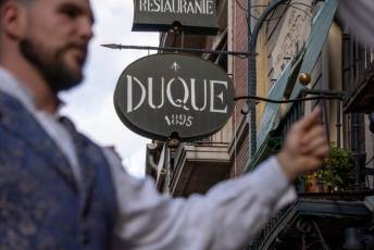 Fotogalería 130º Aniversario Restaurante Casa Duque 36 130º Aniversario Restaurante Casa Duque - Héctor Criado