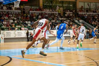 Fotogalería Trofeo de baloncesto “Segovia Ciudad Europea del Deporte”, Real Madrid vs Casademont Zaragoza 13 Baloncesto Real Madrid vs Casademont Zaragoza - Héctor Criado