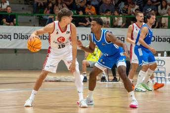 Fotogalería Trofeo de baloncesto “Segovia Ciudad Europea del Deporte”, Real Madrid vs Casademont Zaragoza 23 Baloncesto Real Madrid vs Casademont Zaragoza - Héctor Criado