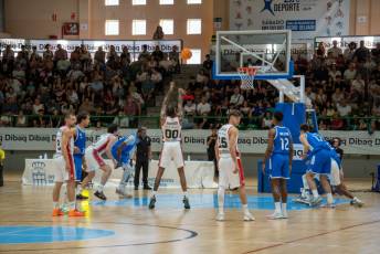Fotogalería Trofeo de baloncesto “Segovia Ciudad Europea del Deporte”, Real Madrid vs Casademont Zaragoza 25 Baloncesto Real Madrid vs Casademont Zaragoza - Héctor Criado