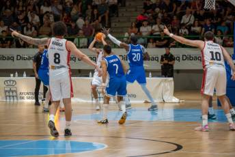 Fotogalería Trofeo de baloncesto “Segovia Ciudad Europea del Deporte”, Real Madrid vs Casademont Zaragoza 29 Baloncesto Real Madrid vs Casademont Zaragoza - Héctor Criado