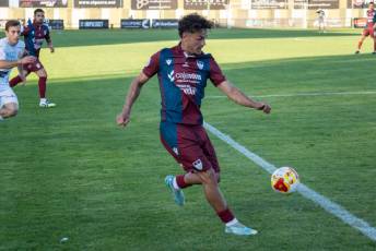 Fotogalería Gimnástica Segoviana vs SD Sarriana 32 Gimnástica Segoviana vs SD Sarriana - Héctor Criado