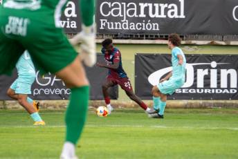 Fotogalería Gimnástica Segoviana vs UD Sámano 16 Gimnástica Segoviana vs UD Sámano - Héctor Criado