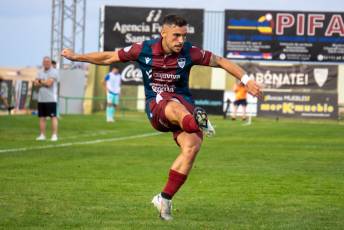 Fotogalería Gimnástica Segoviana vs UD Sámano 32 Gimnástica Segoviana vs UD Sámano - Héctor Criado