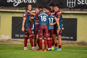 Fotogalería Gimnástica Segoviana vs UD Sámano 33 Gimnástica Segoviana vs UD Sámano - Héctor Criado