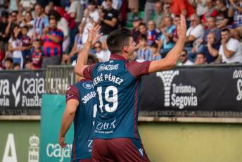 Fotogalería Gimnástica Segoviana vs UD Sámano 35 Gimnástica Segoviana vs UD Sámano - Héctor Criado