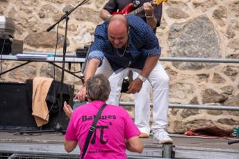 Fotogalería Limonada y tajada en el barrio del Salvador 20 Limonada con Tajada Fiestas del Salvador - Héctor Criado