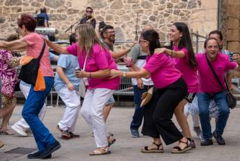 Fotogalería Limonada y tajada en el barrio del Salvador 23 Limonada con Tajada Fiestas del Salvador - Héctor Criado