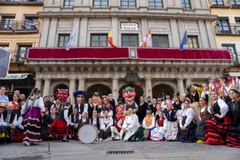 Fotogalería XXX Muestra Folklórica Andrés Laguna 14 Muestra folklórica Andrés Laguna - Héctor Criado
