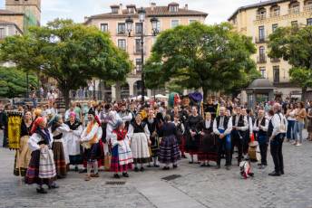 Fotogalería XXX Muestra Folklórica Andrés Laguna 4 Muestra folklórica Andrés Laguna - Héctor Criado
