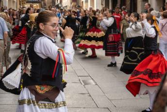 Fotogalería XXX Muestra Folklórica Andrés Laguna 57 Muestra folklórica Andrés Laguna - Héctor Criado