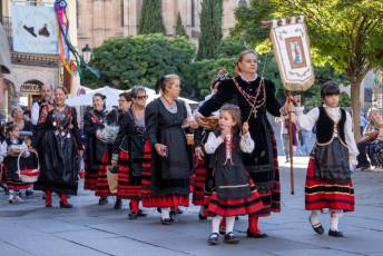 Fotogalería Ofrenda de Frutos a la Virgen de la Fuencisla 13 Ofrenda de Frutos a la Virgen de la Fuencisla - Héctor Criado