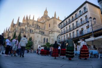 Fotogalería Ofrenda de Frutos a la Virgen de la Fuencisla 15 Ofrenda de Frutos a la Virgen de la Fuencisla - Héctor Criado