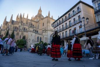Fotogalería Ofrenda de Frutos a la Virgen de la Fuencisla 16 Ofrenda de Frutos a la Virgen de la Fuencisla - Héctor Criado