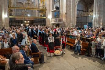 Fotogalería Ofrenda de Frutos a la Virgen de la Fuencisla 25 Ofrenda de Frutos a la Virgen de la Fuencisla - Héctor Criado