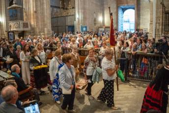 Fotogalería Ofrenda de Frutos a la Virgen de la Fuencisla 39 Ofrenda de Frutos a la Virgen de la Fuencisla - Héctor Criado