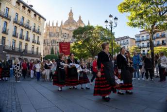 Fotogalería Ofrenda de Frutos a la Virgen de la Fuencisla 5 Ofrenda de Frutos a la Virgen de la Fuencisla - Héctor Criado