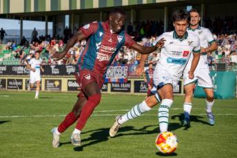 Fotogalería Gimnástica Segoviana VS Coruxo FC 20 Gimnástica Segoviana VS Coruxo FC - Héctor Criado
