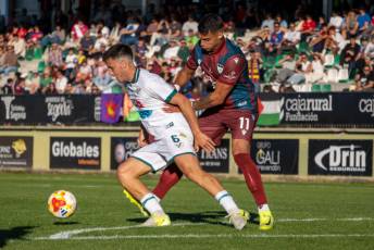 Fotogalería Gimnástica Segoviana VS Coruxo FC 21 Gimnástica Segoviana VS Coruxo FC - Héctor Criado