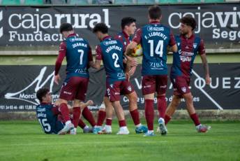 Fotogalería Gimnástica Segoviana VS Coruxo FC 40 Gimnástica Segoviana VS Coruxo FC - Héctor Criado