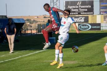 Fotogalería Gimnástica Segoviana VS Coruxo FC 6 Gimnástica Segoviana VS Coruxo FC - Héctor Criado