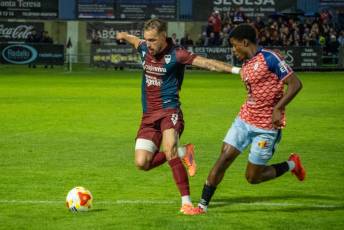 Fotogalería Gimnástica Segoviana VS Real Ávila 72 Gimnástica Segoviana vs Real Ávila - Héctor Criado
