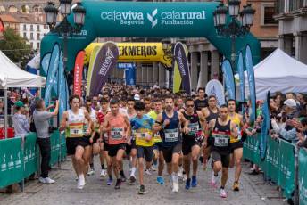 Fotogalería Marcha y Carrera Solidaria contra el Cáncer Caja Rural 38 Marcha y Carrera Solidaria de Caja Rural - Héctor Criado