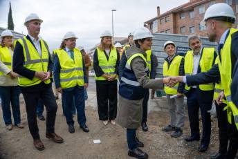 Fotogalería Visita de Isabel Rodríguez a las viviendas colaborativas en la Comunidad de Ciudad y Tierra 15 Visita de la ministra de Vivienda y Agenda Urbana Isabel Rodríguez - Héctor Criado
