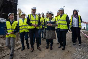 Fotogalería Visita de Isabel Rodríguez a las viviendas colaborativas en la Comunidad de Ciudad y Tierra 23 Visita de la ministra de Vivienda y Agenda Urbana Isabel Rodríguez - Héctor Criado