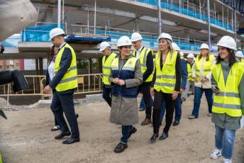 Fotogalería Visita de Isabel Rodríguez a las viviendas colaborativas en la Comunidad de Ciudad y Tierra 33 Visita de la ministra de Vivienda y Agenda Urbana Isabel Rodríguez - Héctor Criado