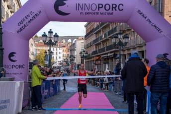 Fotogalería Carrera Superfast Segovia 4 Carrera Superfast Segovia - Héctor Criado