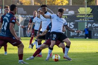 Fotogalería Gimnástica Segoviana VS Burgos CF B 12 Gimnástica Segoviana VS Burgos CF B - Héctor Criado