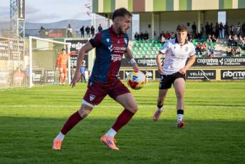 Fotogalería Gimnástica Segoviana VS Burgos CF B 13 Gimnástica Segoviana VS Burgos CF B - Héctor Criado
