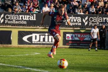 Fotogalería Gimnástica Segoviana VS Burgos CF B 21 Gimnástica Segoviana VS Burgos CF B - Héctor Criado