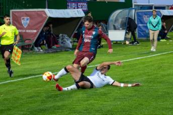 Fotogalería Gimnástica Segoviana VS Burgos CF B 33 Gimnástica Segoviana VS Burgos CF B - Héctor Criado