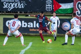 Fotogalería Gimnástica Segoviana VS UP Langreo 24 Gimnástica Segoviana vs UP Langreo - Héctor Criado