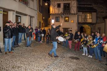 Fotogalería Homenaje y ofrenda floral a Agapito Marazuela 6 Homenaje y ofrenda floral a Agapito Marazuela - Héctor Criado