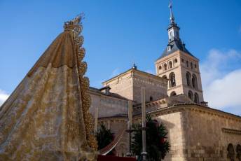 Fotogalería Procesión 25 Aniversario de la Hermandad del Rocío de Segovia 25 Procesión 25 Aniversario de la Hermandad del Rocío de Segovia - Héctor Criado